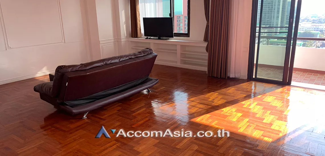  1  3 br Apartment For Rent in Phaholyothin ,Bangkok BTS Ari at Simply Delightful - Convenient 1420106