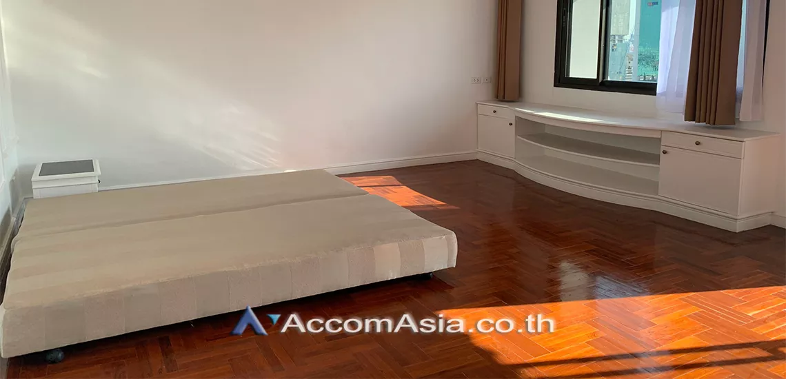 7  3 br Apartment For Rent in Phaholyothin ,Bangkok BTS Ari at Simply Delightful - Convenient 1420106