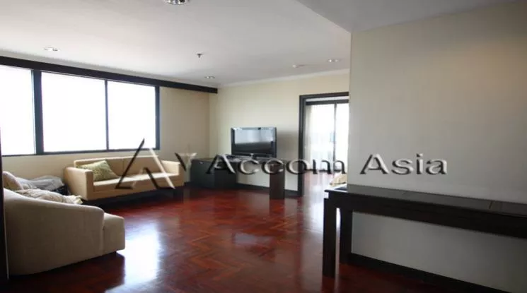 unit 3 Bedrooms  Condominium For Rent in Sukhumvit, Bangkok  near BTS Nana (1520128)