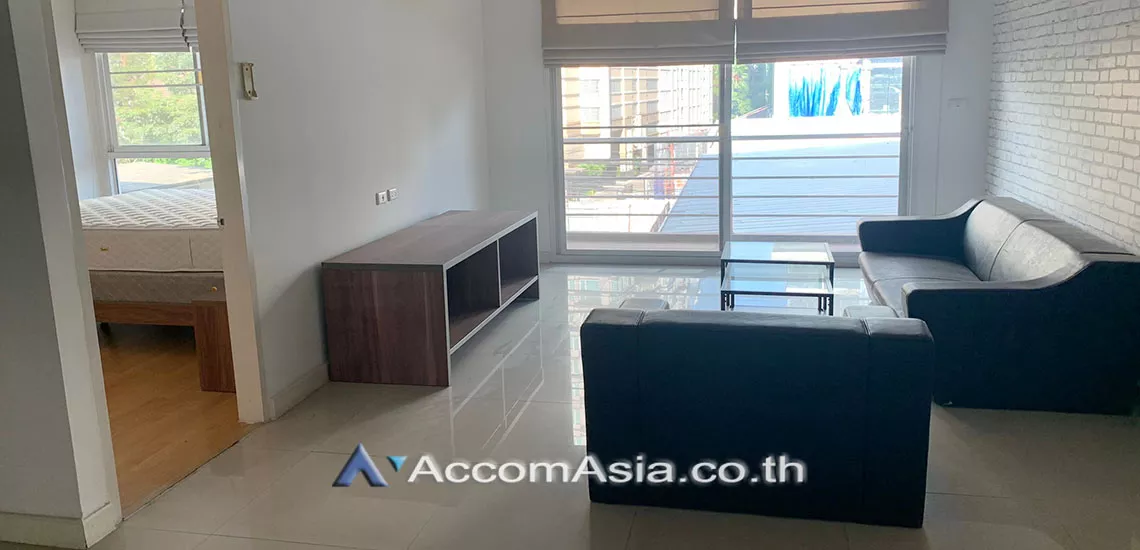 unit 2 Bedrooms  Condominium For Sale in Sukhumvit, Bangkok  near BTS Phrom Phong (1520136)