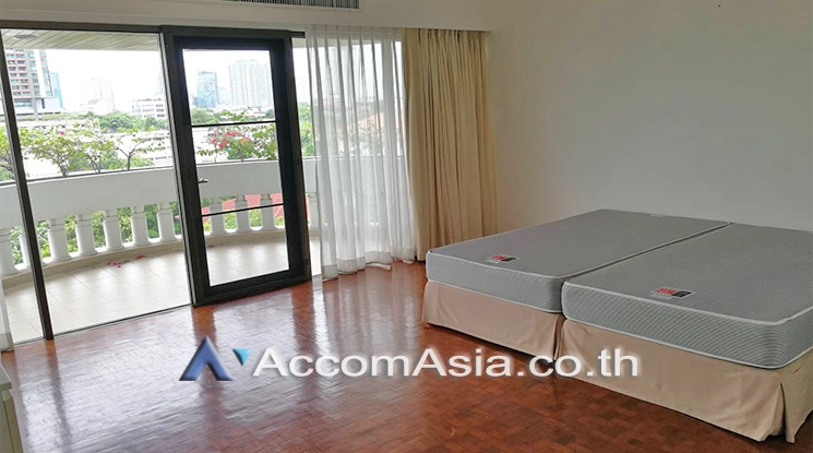 4  3 br Apartment For Rent in Sathorn ,Bangkok BTS Chong Nonsi at Kid Friendly Place Short Walk to Nang Linchi Road 1520172