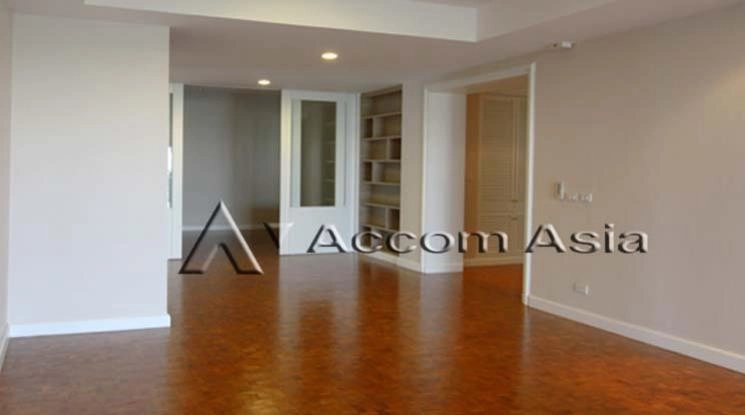 unitSpacious apartment near Nang Linchi in the Sathorn area (1420173)