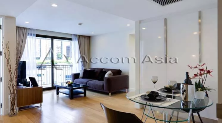 unit 2 Bedrooms  Condominium For Rent in Silom, Bangkok  near BTS Chong Nonsi (1520198)