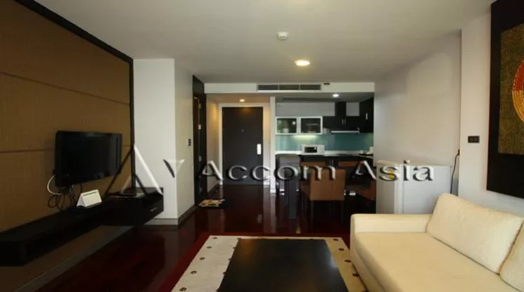 unit 2 Bedrooms  Apartment For Rent in Sukhumvit, Bangkok  near BTS Phrom Phong (1420207)