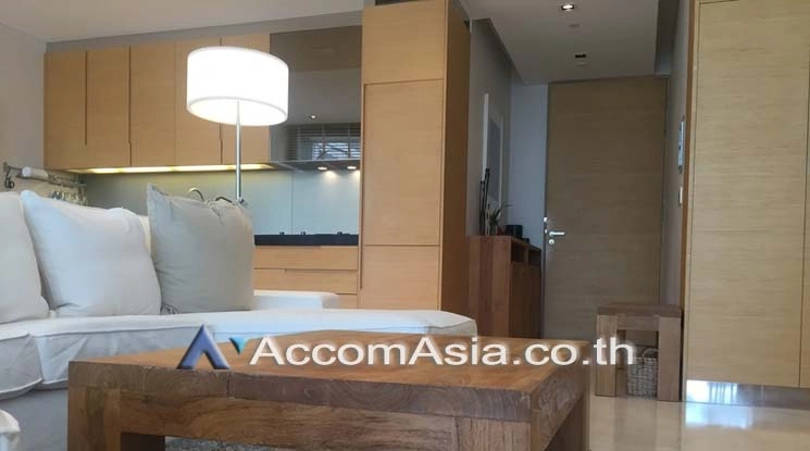  1  2 br Condominium For Sale in Silom ,Bangkok BTS Sala Daeng - MRT Silom at Saladaeng Residences 1520218