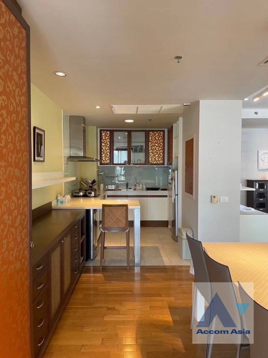  1  2 br Condominium for rent and sale in Silom ,Bangkok BTS Sala Daeng - MRT Silom at The Legend Saladaeng 1520227