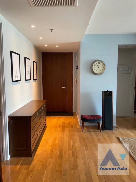 5  2 br Condominium for rent and sale in Silom ,Bangkok BTS Sala Daeng - MRT Silom at The Legend Saladaeng 1520227