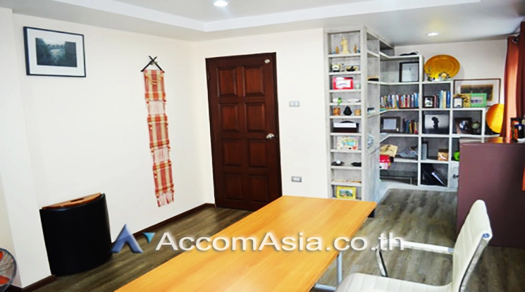 8  2 br Townhouse For Sale in Sukhumvit ,Bangkok BTS Phrom Phong at A Unique Living Place 1720265