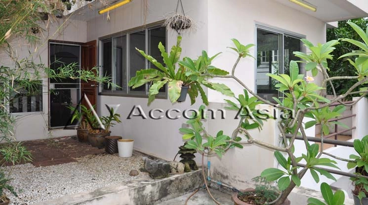 5  4 br House For Rent in Ploenchit ,Bangkok BTS Ploenchit 2520277