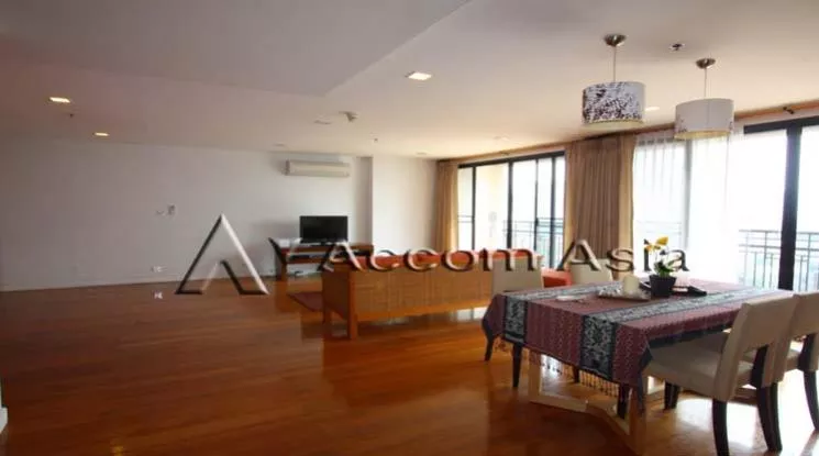  2 Bedrooms  Condominium For Rent & Sale in Sukhumvit, Bangkok  near BTS Phrom Phong - MRT Phetchaburi (1520301)