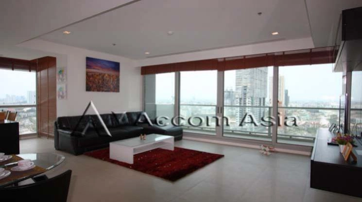 unit 2 Bedrooms  Condominium For Rent & Sale in Charoen Nakhon, Bangkok  near BTS Krung Thon Buri (1520337)