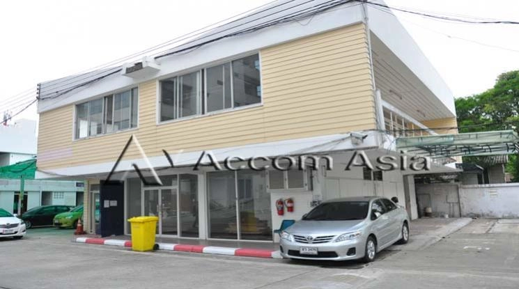 unitHome Office |  4 Bedrooms  House For Rent & Sale in Sukhumvit, Bangkok  near BTS Thong Lo (1620369)