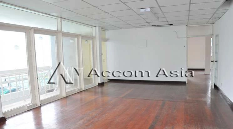 unitHome Office |  4 Bedrooms  House For Rent & Sale in Sukhumvit, Bangkok  near BTS Thong Lo (1620369)