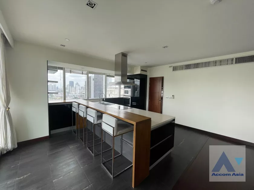 unitHuge Terrace, Private Swimming Pool, Duplex Condo, Pet friendly |  3 Bedrooms  Condominium For Rent in Sukhumvit, Bangkok  near BTS Phrom Phong (1520383)