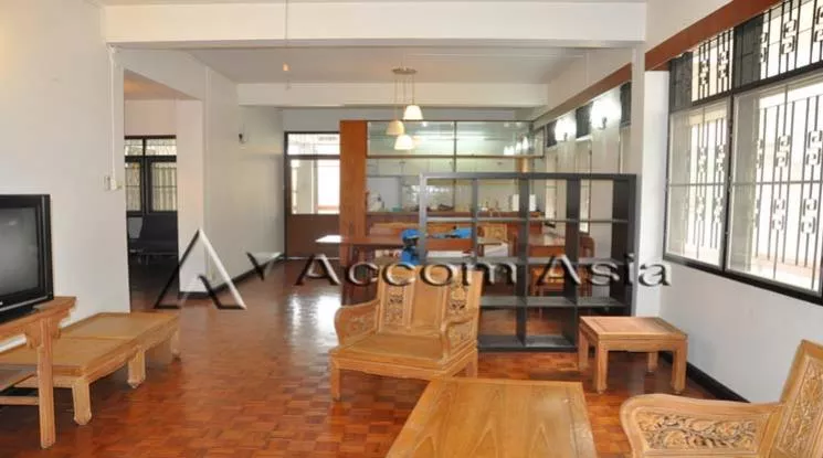 unitPet friendly |  2 Bedrooms  Apartment For Rent in Sukhumvit, Bangkok  near BTS Phrom Phong (1420388)