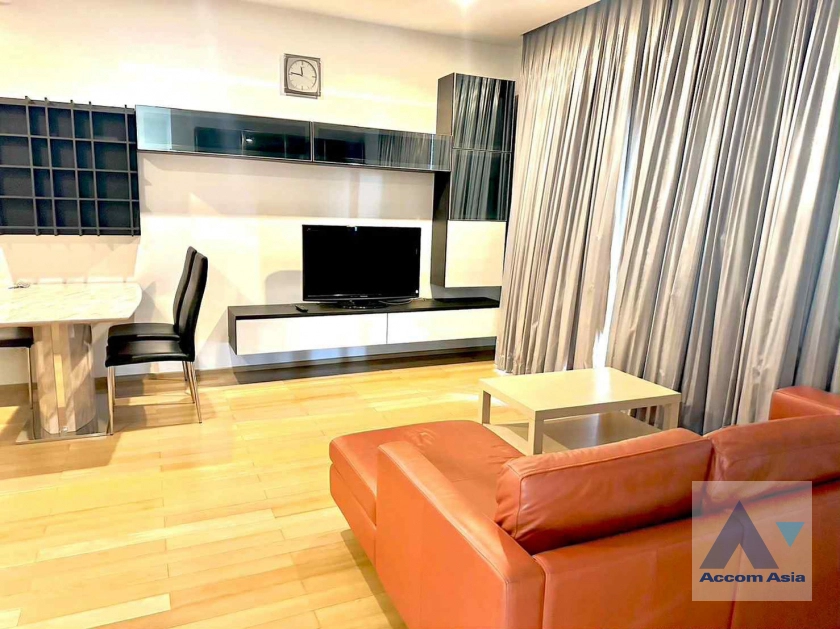unit 2 Bedrooms  Condominium For Rent in Sukhumvit, Bangkok  near BTS Phrom Phong (1520397)