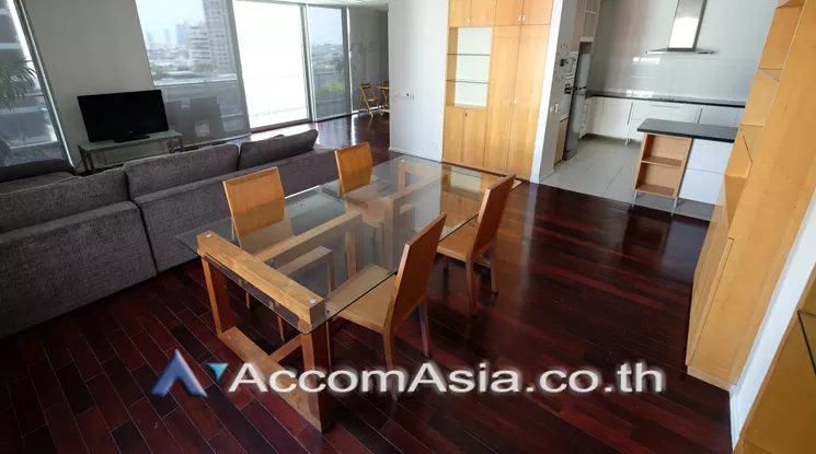 4  2 br Condominium For Rent in Silom ,Bangkok BTS Sala Daeng - MRT Silom at The Legend Saladaeng 1520403
