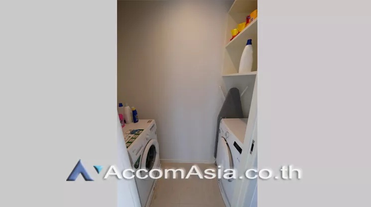 8  2 br Condominium for rent and sale in Silom ,Bangkok BTS Sala Daeng - MRT Silom at The Legend Saladaeng 1520403
