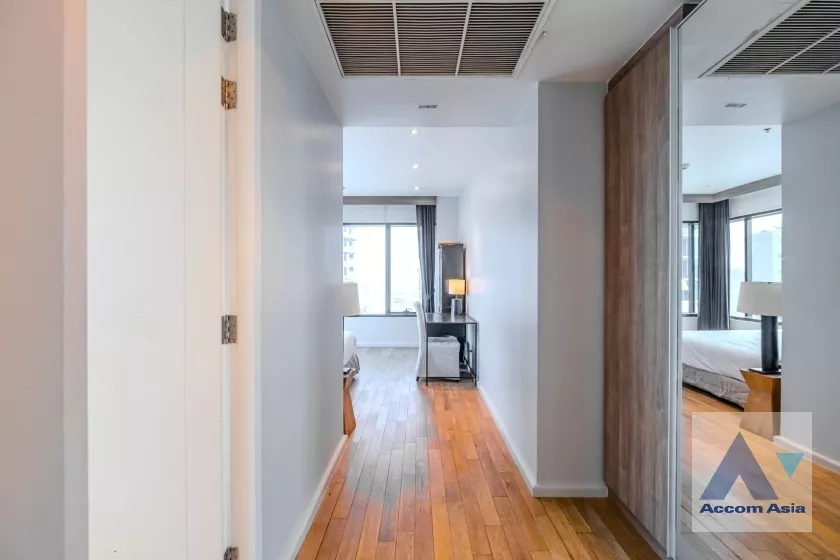 11  2 br Condominium For Rent in Ploenchit ,Bangkok BTS Chitlom at Royal Maneeya Executive Residence 1520477