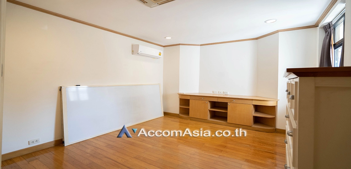 10  4 br House For Rent in Sukhumvit ,Bangkok BTS Thong Lo at Thonglor House Compound 1820486