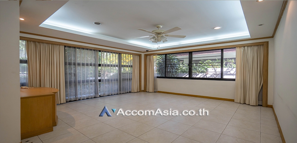 6  4 br House For Rent in Sukhumvit ,Bangkok BTS Thong Lo at Thonglor House Compound 1820486