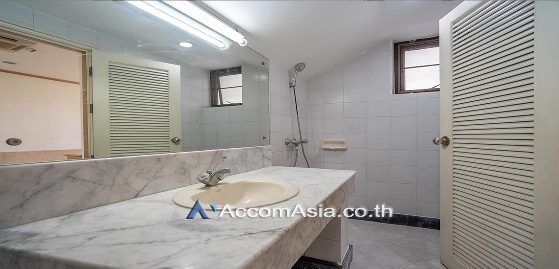 20  4 br House For Rent in Sukhumvit ,Bangkok BTS Thong Lo at Thonglor House Compound 1820486