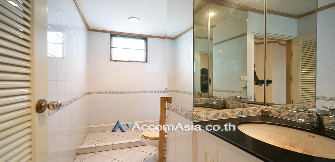 16  4 br House For Rent in Sukhumvit ,Bangkok BTS Thong Lo at Thonglor House Compound 1820486
