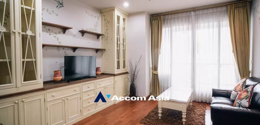 unit 1 Bedroom  Condominium For Rent in Ploenchit, Bangkok  near BTS Chitlom (1520503)