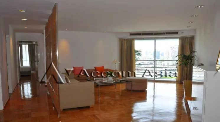 unit 3 Bedrooms  Apartment For Rent in Sathorn, Bangkok  near BRT Thanon Chan (1420543)