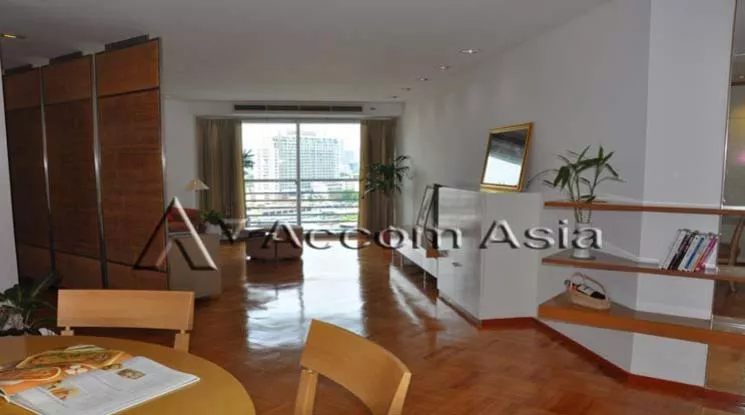  1  3 br Apartment For Rent in Sathorn ,Bangkok BRT Thanon Chan at Family-Friendly Serviced Apartment with Big Green Spaces 1420543