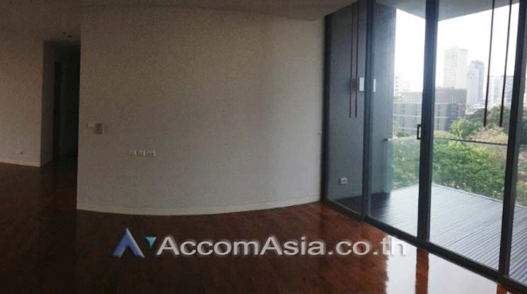 unit 3 Bedrooms  Condominium For Rent in Sukhumvit, Bangkok  near BTS Asok - MRT Sukhumvit (1520619)