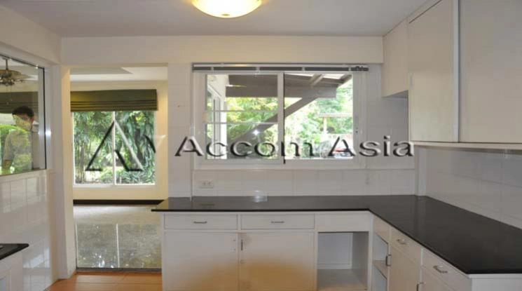 6  3 br House For Rent in Sukhumvit ,Bangkok BTS Asok - MRT Sukhumvit at House in Compound 1720627