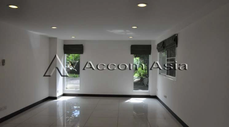 8  3 br House For Rent in Sukhumvit ,Bangkok BTS Asok - MRT Sukhumvit at House in Compound 1720627
