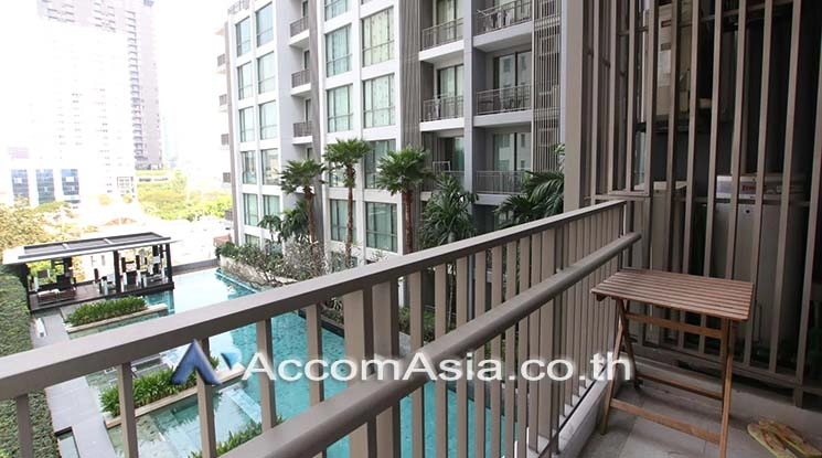 Fully Furnished, Corner Unit | Quattro Thonglor Condominium  2 Bedroom for Sale & Rent BTS Thong Lo in Sukhumvit Bangkok
