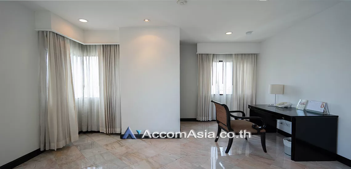 6  3 br Apartment For Rent in Sathorn ,Bangkok BTS Sala Daeng - BTS Chong Nonsi at High rise - Luxury Furnishing 1420655