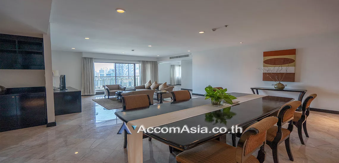 Pet friendly |  3 Bedrooms  Apartment For Rent in Sathorn, Bangkok  near BTS Sala Daeng - BTS Chong Nonsi (1420655)