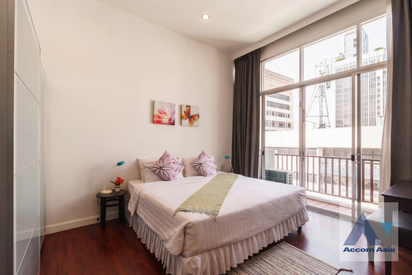 19  4 br Apartment For Rent in Silom ,Bangkok BTS Surasak at High-end Low Rise  1420656