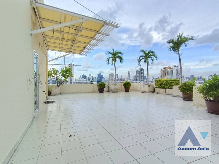 unitBig Balcony, Duplex Condo, Penthouse, Pet friendly |  4 Bedrooms  Apartment For Rent in Sukhumvit, Bangkok  near BTS Phrom Phong (1520660)
