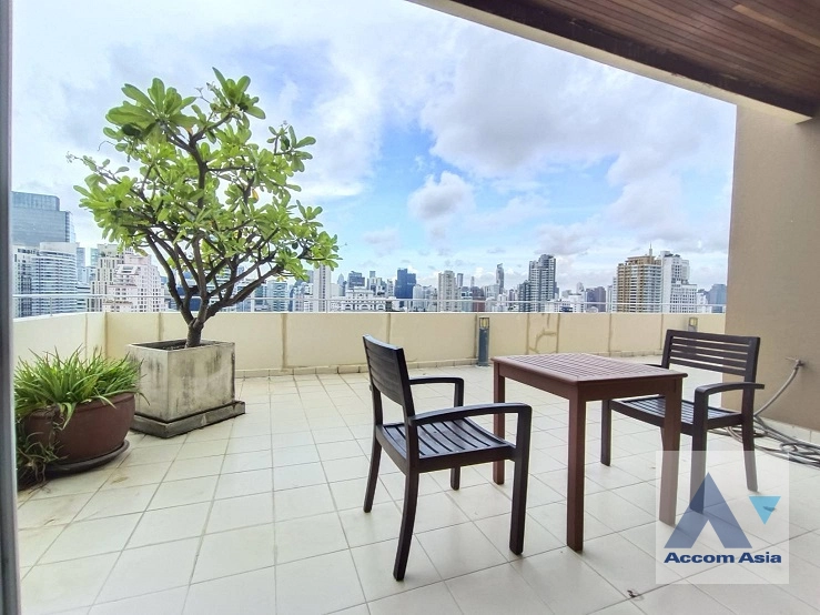 unitBig Balcony, Duplex Condo, Penthouse, Pet friendly |  4 Bedrooms  Apartment For Rent in Sukhumvit, Bangkok  near BTS Phrom Phong (1520660)