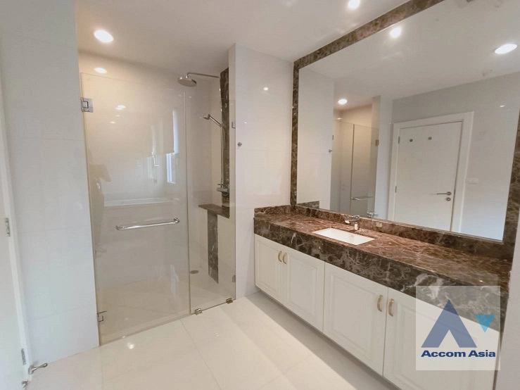 25  4 br Apartment For Rent in Sukhumvit ,Bangkok BTS Phrom Phong at Fully Furnished Suites 1520660