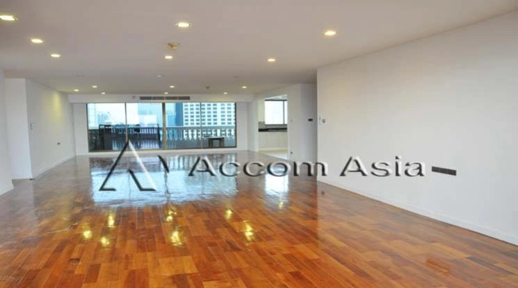 Big Balcony, Pet friendly |  4 Bedrooms  Apartment For Rent in Sukhumvit, Bangkok  near BTS Asok - MRT Sukhumvit (1420667)
