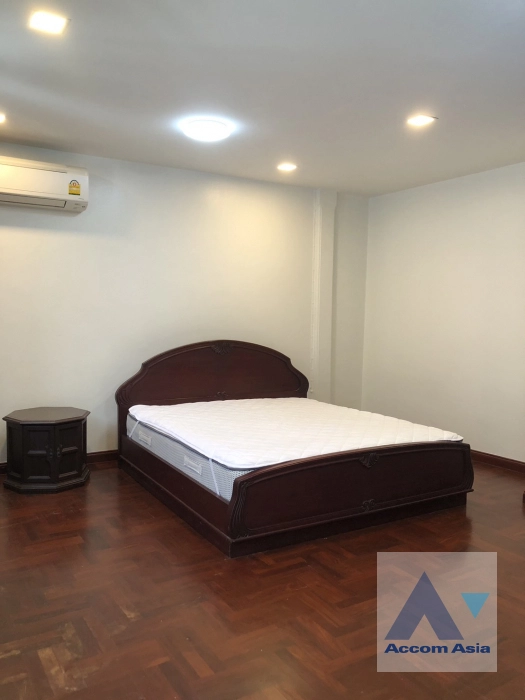 7  4 br House for rent and sale in Sukhumvit ,Bangkok BTS Ekkamai at Ekkamai Villas 2520692