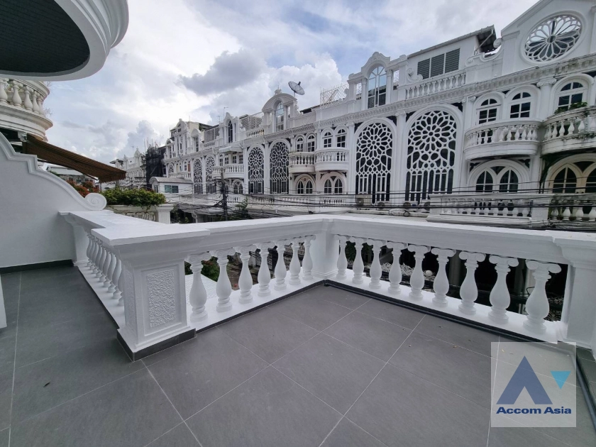 17  4 br House for rent and sale in Sukhumvit ,Bangkok BTS Ekkamai at Ekkamai Villas 2520692