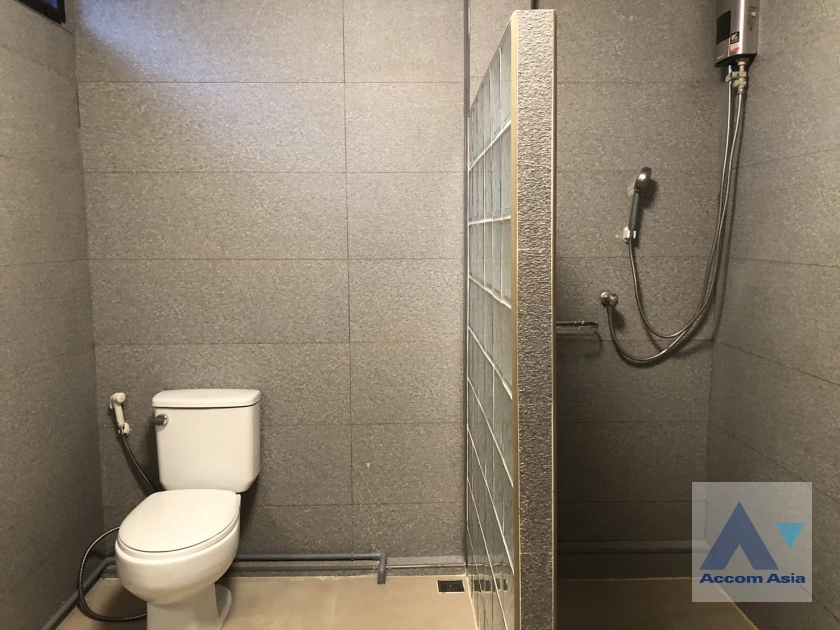 22  4 br House for rent and sale in Sukhumvit ,Bangkok BTS Ekkamai at Ekkamai Villas 2520692