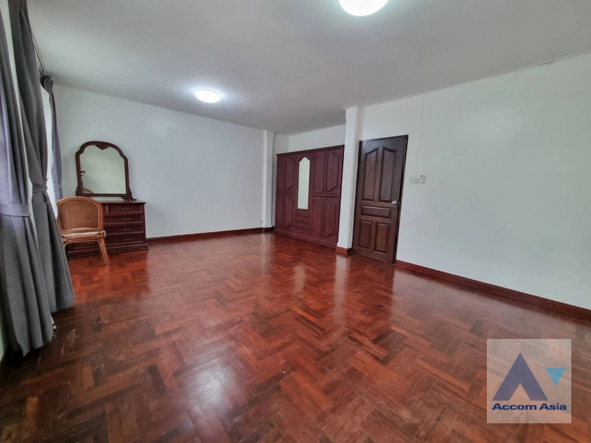 8  4 br House for rent and sale in Sukhumvit ,Bangkok BTS Ekkamai at Ekkamai Villas 2520692