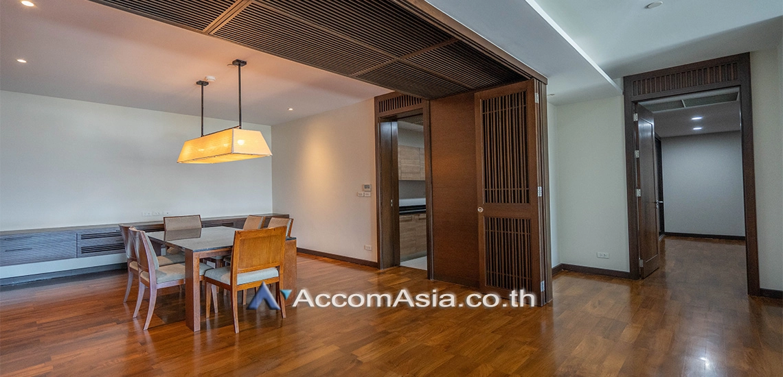 unit 3 Bedrooms  Apartment For Rent & Sale in Sukhumvit, Bangkok  near BTS Thong Lo (1420736)