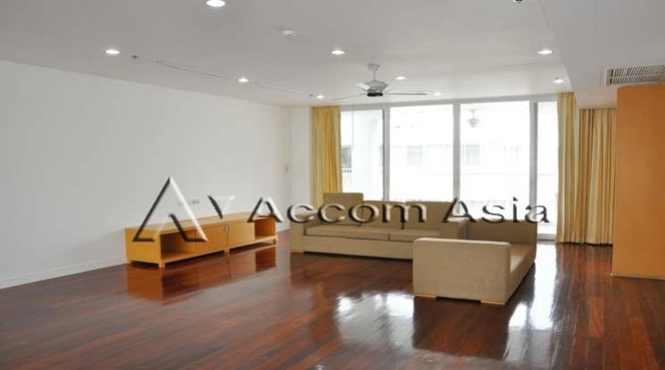 unitPet friendly |  4 Bedrooms  Apartment For Rent & Sale in Sukhumvit, Bangkok  near BTS Ekkamai (1420746)