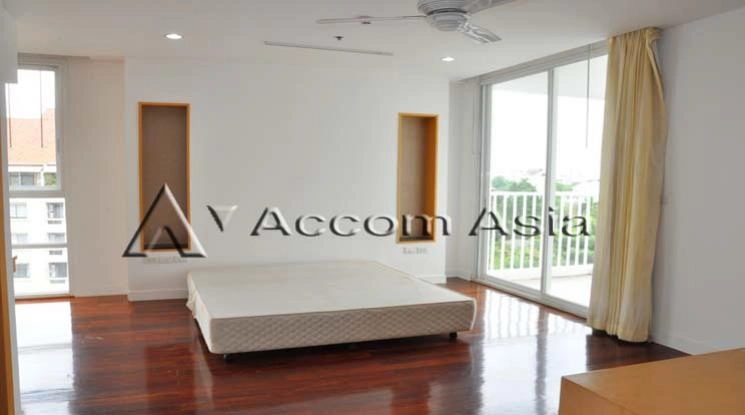 7  4 br Apartment for rent and sale in Sukhumvit ,Bangkok BTS Ekkamai at Ekkamai Family Apartment 1420746