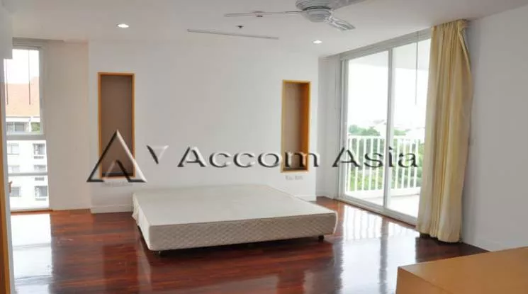 7  4 br Apartment For Rent in Sukhumvit ,Bangkok BTS Ekkamai at Ekkamai Family Apartment 1420746