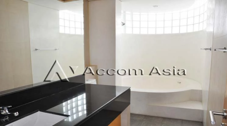 9  4 br Apartment for rent and sale in Sukhumvit ,Bangkok BTS Ekkamai at Ekkamai Family Apartment 1420746